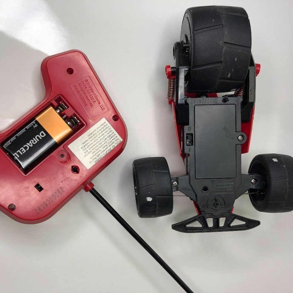 KIDS Remote Control Car - Picture 2 of 2